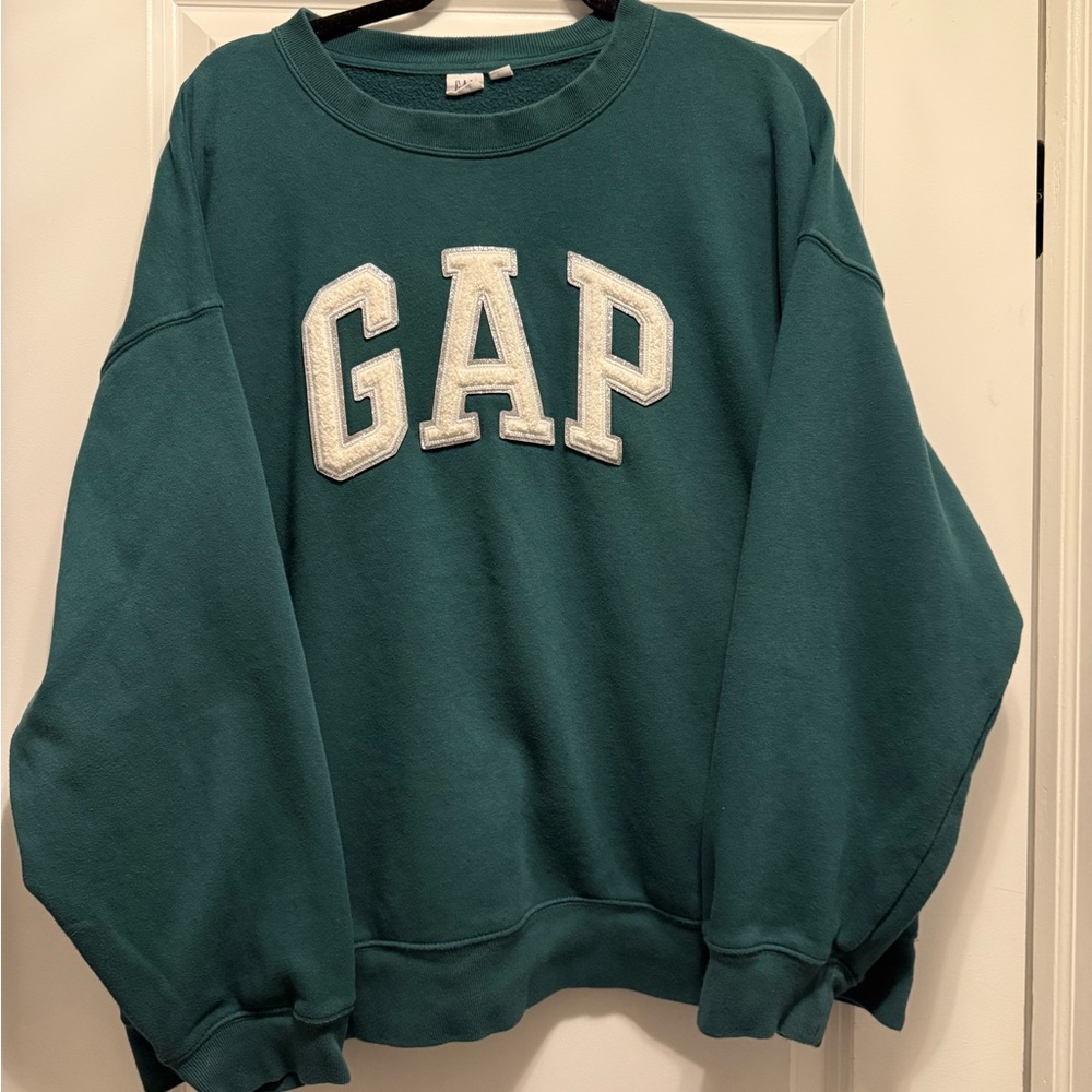 Gap Sweatshirt
